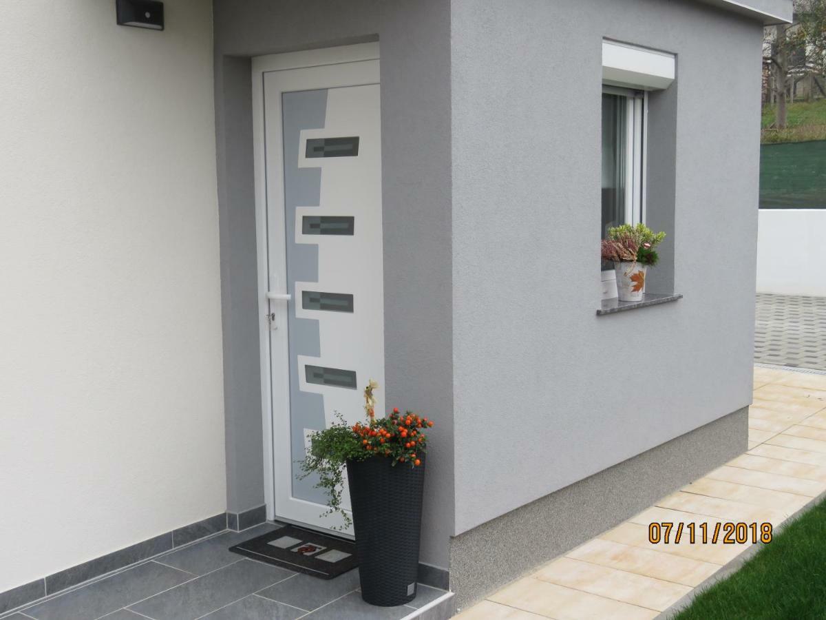 Aqua - Tuhelj - Land Apartman Tuheljske Toplice Kültér fotó